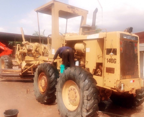 **2,600,000 บ.ต่อรอง/// เกรดเดอร์ ใบ14ฟุต CAT *5MD* 140G **ขาย GRADER CAT-140G *5MD* รถเกรดเดอร์ ใบมีด 14ฟุต เอวแข็ง สภาพสวยๆ MOTOR GRADER CATERPILLA *5MD* 140G ปี1994 ซีเรียลสูง S/N.*5MD03168* เครื่องเดิม ปั้มเดิม เครื่องCAT3306-Turbo 6สูบ 150HP เครื่องด