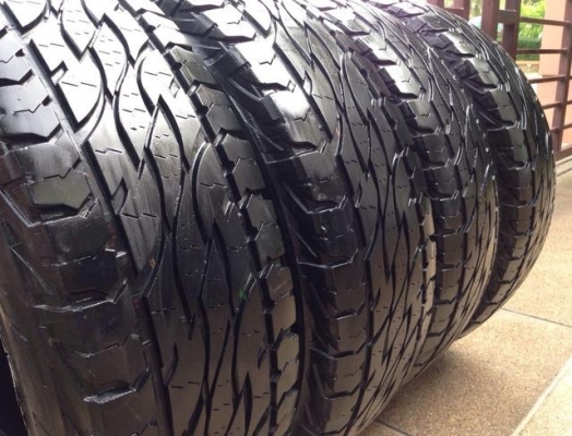 ยาง All Bridgestone 31 10.5 R15 สิ้นปี11 สภาพดี ดอกคมๆ