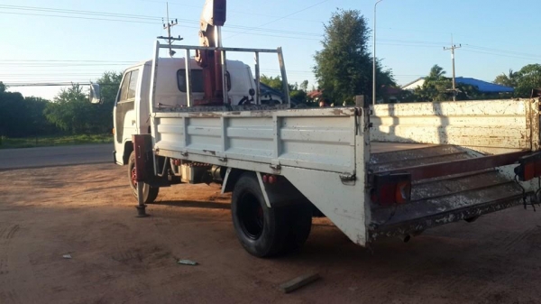 ขาย6ล้อ เครนUNIC3 ตัน 3ปอก สภาพสวยเดิมทำงานเร็ว อีซูซุ110แรง แอร์เย็น พ.เพาเวอร์ ยางดี ทะเบียนเต็ม เอสารเล่มทะเบียนพร้อมโอน แชชซีสวย