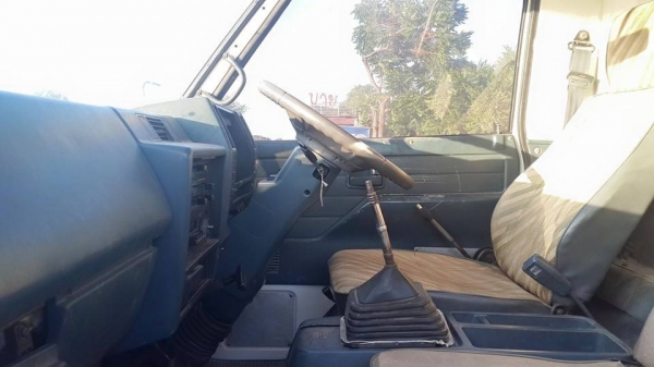 ขาย6ล้อ เครนUNIC3 ตัน 3ปอก สภาพสวยเดิมทำงานเร็ว อีซูซุ110แรง แอร์เย็น พ.เพาเวอร์ ยางดี ทะเบียนเต็ม เอสารเล่มทะเบียนพร้อมโอน แชชซีสวย