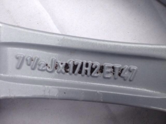 ล้อแท้ Benz C-class W204 ขอบ17 หน้า 7.5 นิ้ว หลัง 8.5 ฝาครบๆ