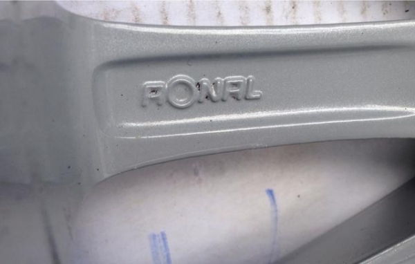 ล้อแท้ Benz C-class W204 ขอบ17 หน้า 7.5 นิ้ว หลัง 8.5 ฝาครบๆ