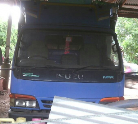 หกล้อ อีซูซุ NPR130แรง ปี45 สภาพดีพร้อมใช้งาน ทะเบียนพร้อมโอน