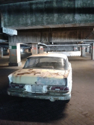 ขออนุญาตขายรถ benz 111 ไฟตั้งท้ายหางปลา