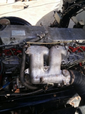 ISUZU DECA ยูโรทูปี48สวย2เพลา200แรงพร้อมกะบะลากรถเกี่ยวราคา1320000