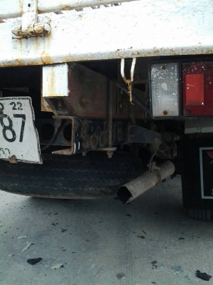 ขายรถบรรทุก 6 ล้อรั้ว ISUZU NMR 130 แรงม้าปี 2551 ราคา 550000