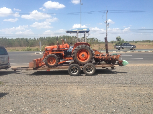 ขาย KUBOTA L3001-4x4 -2 เพลา (ราคา 125,0000 บาท) (ภาพวีดีโอ) เครื่องดี 4 สูบ ยางสภาพ90\% หน้า-หลัง ใ