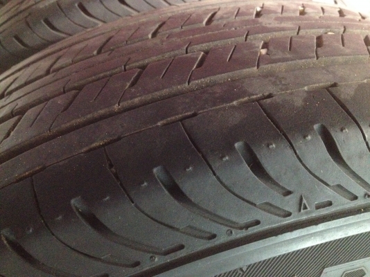 ขายล้อแม็ก VIGO CHAMP 16 สีกัลเงา พร้อมยาง bridgestone 215/65/16 ปี 14