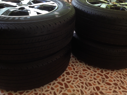 ขายล้อแม็กพร้อมยาง VigoTRD 16 พร้อมยาง bridgestone 215/65/16 ปี 13 ขายล้อแม็กพร้อมยาง VigoTRD 16 พร้อมยาง bridgestone 215/65/16 ปี 13