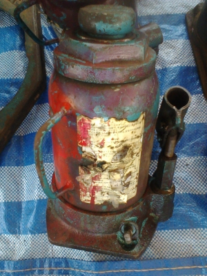 ขายแล้วครับแม่แรง 20  ตันญี่ปุ่น