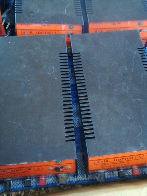 เครื่องแปลงไฟ220 โวลต์ เป็น 12 V