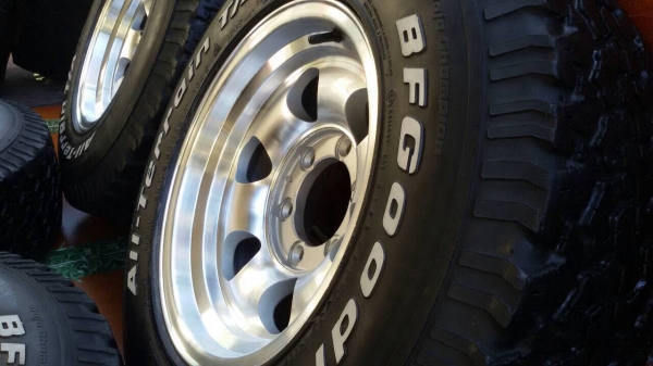 ล้อหยดน้ำ 15 พร้อมยาง bf all 30 สวยๆครับ