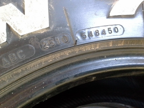 Maxxis  MT764 ขนาด 265/75/16 ปี10 สวยๆ 1ชุด