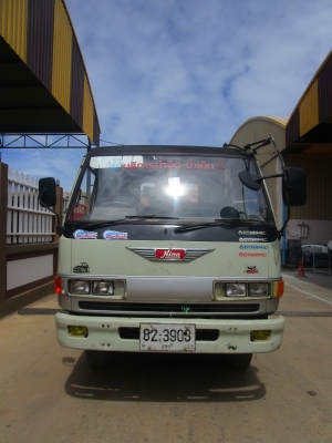 ขายรถบรรทุกของเหลว