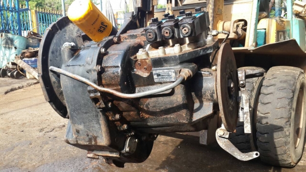 ขายอะไหล่ตักหน้าขุดหลัง JCB