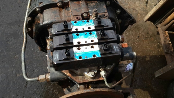 ขายอะไหล่ตักหน้าขุดหลัง JCB