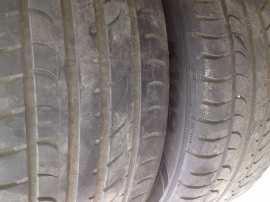 ขายล้อแม็กแท้ 18 พร้อมยาง ราคาถูก ขายล้อแม็กแท้ 18 พร้อมยาง ราคาถูก