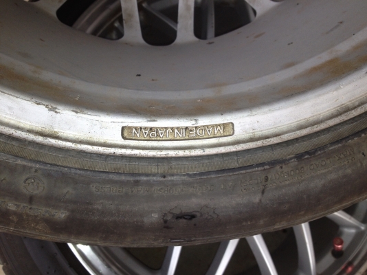 ขายล้อแม็กแท้ 18 พร้อมยาง ราคาถูก ขายล้อแม็กแท้ 18 พร้อมยาง ราคาถูก