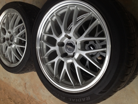 ขายล้อแม็กแท้ 18 พร้อมยาง ราคาถูก ขายล้อแม็กแท้ 18 พร้อมยาง ราคาถูก