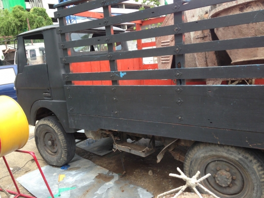 ขายถูกรถบรรทุก Isuzu 4ใม่มีทะเบียนพร้อมใช้งานขับดีมากๆ