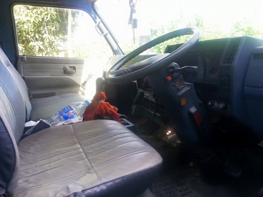 ขายรถ6ล้อ ISUZU NPR115แรง เครื่องดี แคชซีสวย สภาพพร้อมใช้งาน เอกสารพร้อมโอน สนใจโทร 090-8588220คุณนะ 093-3258446คุณบิว ID:narong498 หรือเข้าดูสินค้าอื่นๆได้ที่ www.truck.in.th/498 หรือเพจFacebook ณรงค์ ซื้อขายรถมือสอง (เว็บไซต์ส่วนตัว) หรือFacebook ตลาดรถ