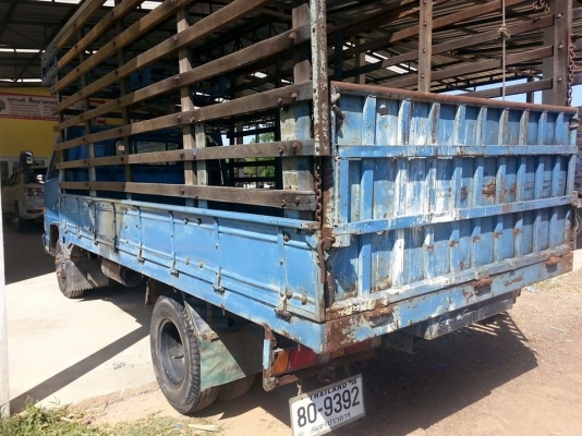 ขายรถ6ล้อ ISUZU NPR115แรง เครื่องดี แคชซีสวย สภาพพร้อมใช้งาน เอกสารพร้อมโอน สนใจโทร 090-8588220คุณนะ 093-3258446คุณบิว ID:narong498 หรือเข้าดูสินค้าอื่นๆได้ที่ www.truck.in.th/498 หรือเพจFacebook ณรงค์ ซื้อขายรถมือสอง (เว็บไซต์ส่วนตัว) หรือFacebook ตลาดรถ