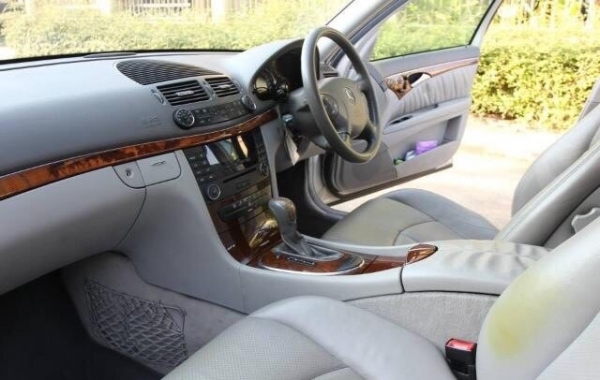 benz kompressor E200 ปี2004