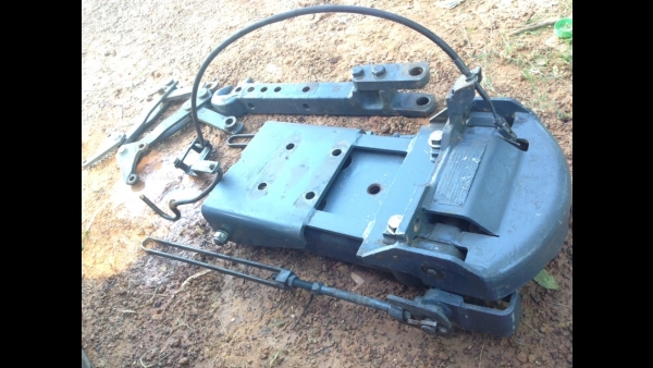 ขายชุดตะขอลากติดท้ายรถไถฟอร์ด