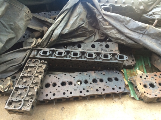 ฝาสูบ6D16ท่อไอดีไอเสีย