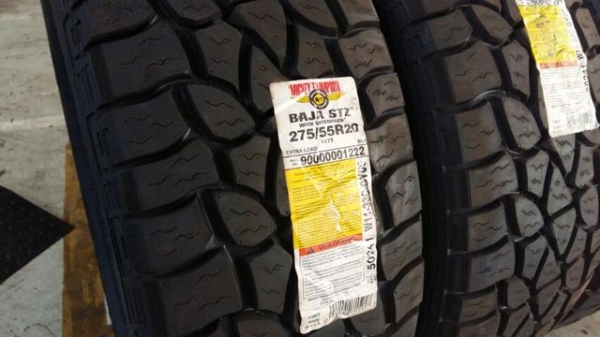 ขายยางใหม่  MICKEY THOMPSON M/T 275/55-20 เส้นละ 8500