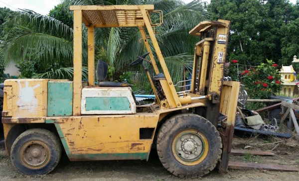 รถโฟล์คลิฟท์ KOMATSU  FD40-4 (4ตัน)