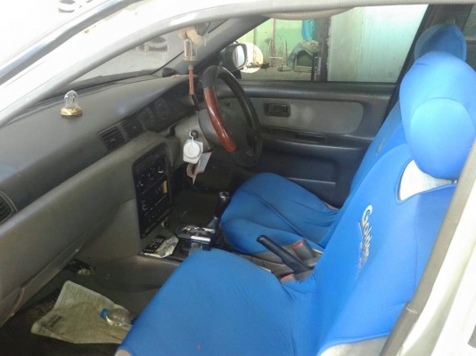 ขายรถเก๋งนิสสัน ซันนี้ ปี38 เครื่องเดิม ภายในสวย เอกสารพร้อมโอน แอร์เย็น สภาพวิ่งใช้งานประจำ