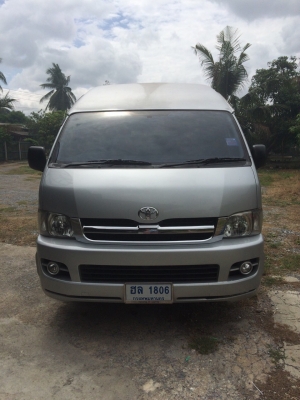 รถตู้commuter เครื่อง2JZ แก็สLPG