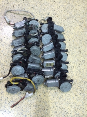 มอเตอร์กระจกไฟฟ้า โตโยต้า