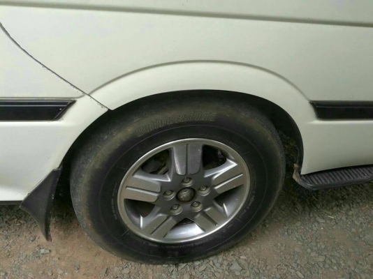 ขายรถตู้TOYOTA หลังคาสูง สภาพสวยเบาะครบ เครื่องเดิม ทะเบียนเต็ม พร้อมใช้าน