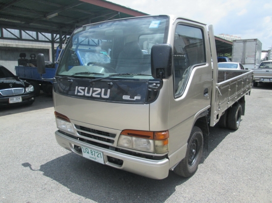 ขาย Isuzu NKR 6ล้อ ไม่ติดเวลา หัวการ์ตูน ปี02.
