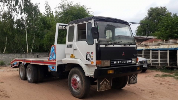 ขาย10ล้อ2เพลาหลงฟูโซ่220 เทอร์โบ หางปลาเหล็กไอดรีม6&times;5 ลาก320 แชชซีสวย เครื่องดีฟิต เบรคใหญ่ สภาพพร้อมลุยงาน พ.เพาเวอร์ เบรคทิ๊ฟฟี่ เอกสารเล่มทะเบียนพร้อมโอน