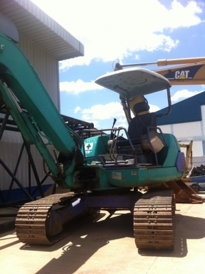 PC40-7 ตรงจากญี่ปุ่น สภาพสวยครับ ใครหาอยู่ติดต่อเข้ามาดูรถได้เลยครับ