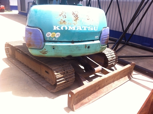 PC40-7 ตรงจากญี่ปุ่น สภาพสวยครับ ใครหาอยู่ติดต่อเข้ามาดูรถได้เลยครับ