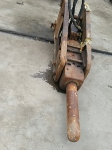 หัววเจาะ แย๊กปูน หัวกระแทก BAEKER สำหรับ PC 120-200 ยี่ห้อ MBK พร้อมใช้งาน ราคา 115,000 บาท