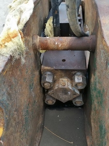 หัววเจาะ แย๊กปูน หัวกระแทก BAEKER สำหรับ PC 120-200 ยี่ห้อ MBK พร้อมใช้งาน ราคา 115,000 บาท หัววเจาะ แย๊กปูน หัวกระแทก BAEKER สำหรับ PC 120-200 ยี่ห้อ MBK พร้อมใช้งาน ราคา 115,000 บาท