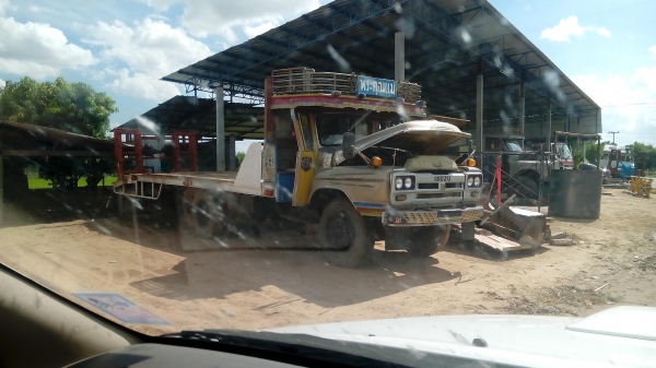 รถเทลเลอร์ 10 ล้อ ราคาถูก