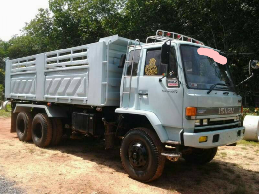 ขายรถบรรทุก 10 ล้อดัมพ์ ISUZU ROCKY 240 แรงม้านางฟ้าแท้ มีระบบลากพ่วง ราคา 1100000