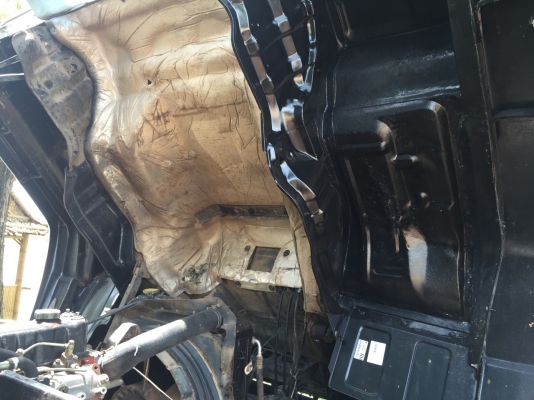 ขายรถบรรทุก 10 ล้อดัมพ์ ISUZU ROCKY 240 แรงม้านางฟ้าแท้ มีระบบลากพ่วง ราคา 1100000