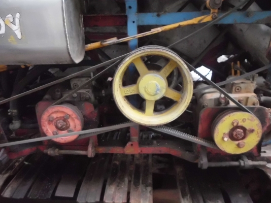 ขายรถเกี่ยวศักดิ์พัฒนา อุ้ม 2ตัน ตัวเดิน 10ของแทรคเตอร์ เครื่องฮีโน่ 195เทอร์โบ ปั้มไดกิ้น22 สนใจ0808255385,0810707634