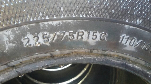 ขายยาง goodyear at 225/75/15 ถูกๆครับ
