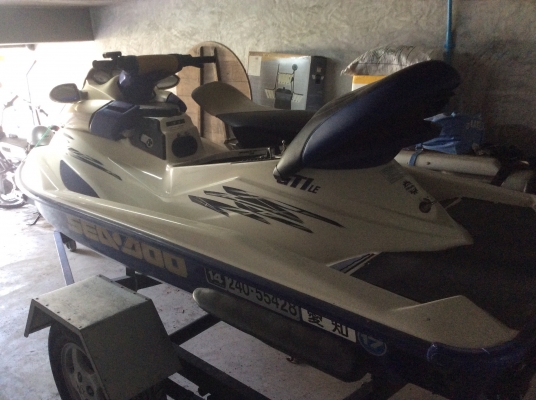 ขาย jet ski seadoo720