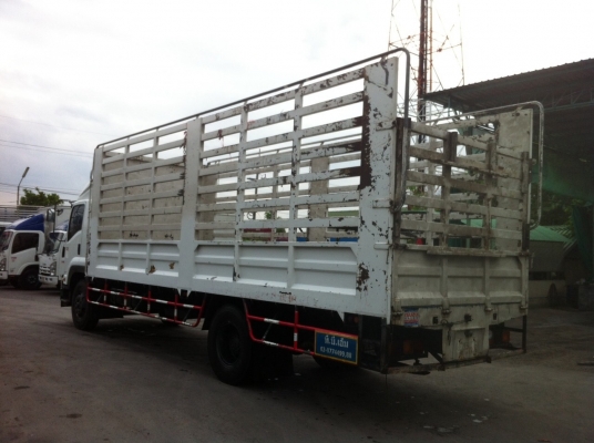 ISUZU 6ล้อ กระบะบรรทุก ปี54 240แรงม้า