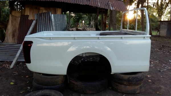 ขาย กระบะดีแม็คถอดป้ายแดง