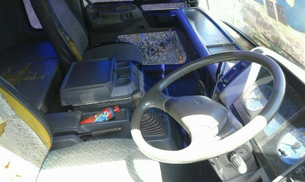 รถบรรทุก 10 ล้อใหญ่ HINO FM2 ปี 42 ราคา 730,000 บ.